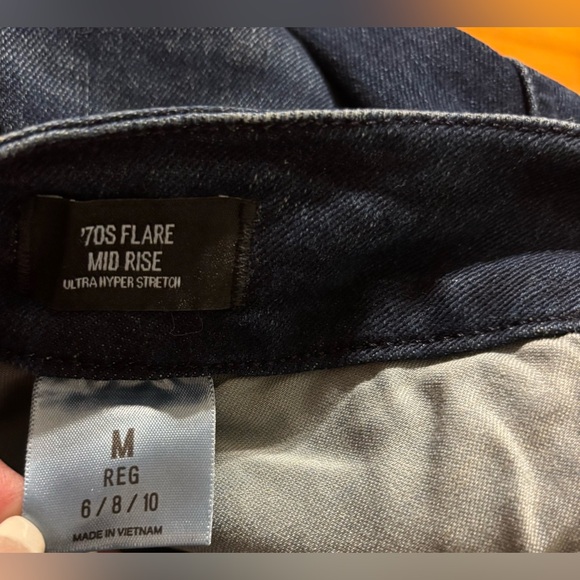 Express Women's Dark Flare Jeans - Picture 3 of 11